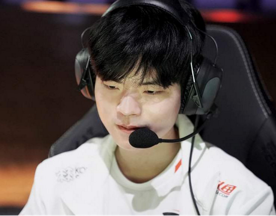 中山市成功举办桌上冰壶球公开邀请赛 竞技热情高涨